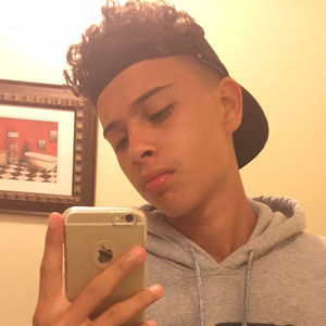 Meet your Posher, Luis fernando